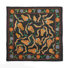 Lataa kuva Galleria-katseluun, Suzani hand-embroidered silk cushion cover - black