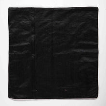 Lataa kuva Galleria-katseluun, Suzani hand-embroidered silk cushion cover - black