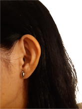 Lataa kuva Galleria-katseluun, 92.5% silver earrings handmade in Laos