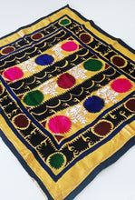 Ladda upp bild till gallerivisning, Vintage silk hand-embroidered Suzani from Uzbekistan 【One and only item!】