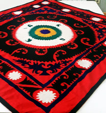 Ladda upp bild till gallerivisning, Vintage hand embroidered Suzani from Uzbekistan 【One and only item!】