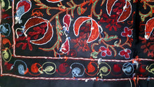 Charger l&#39;image dans la galerie, Suzani hand-embroidered silk fabric - black