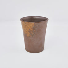 Ladda upp bild till gallerivisning, Bizen pottery glass