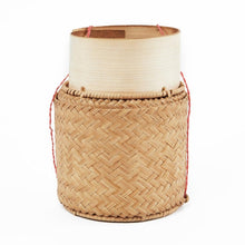 Cargar imagen en el visor de la galería, Bamboo basket from Laos