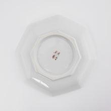Charger l&#39;image dans la galerie, Shibukusa porcelain plate