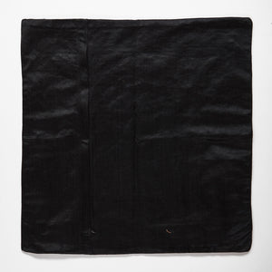 Suzani handbestickter Seidenkissenbezug - schwarz