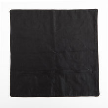 Laden Sie das Bild in den Galerie-Viewer, Suzani handbestickter Seidenkissenbezug - schwarz