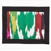 Cargar imagen en el visor de la galería, Green /multi-color Khan Atlas placemat