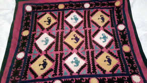 Vintage handbestickte Suzani aus Seide aus Usbekistan 【Ein und einziges Stück!】